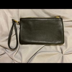 Black Clutch